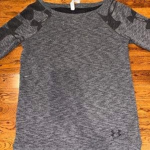 Under Armour Long Sleeve Shirt Small
